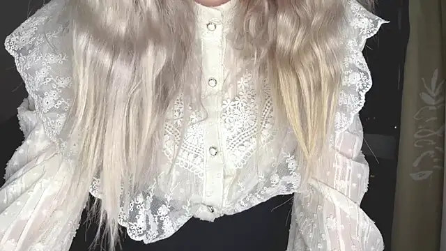 YukiBlush's Live XXX Chat