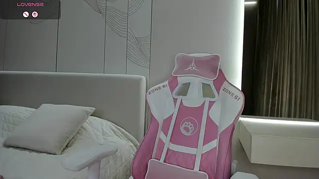 Онлайн чат XXX JenniferQueen11