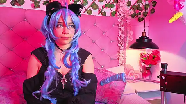 دردشة Kira-Berry الجنسية المباشرة