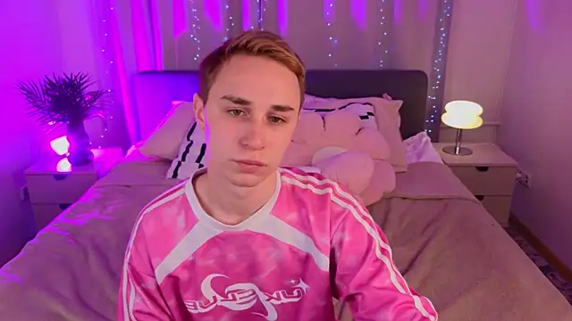 e1v1s Live XXX Chat