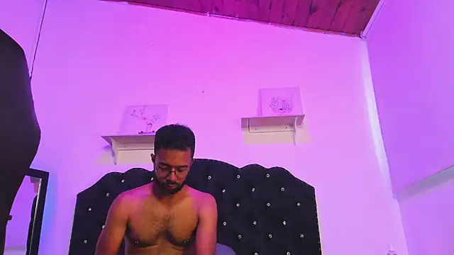 Chatroom XXX en direct de Arez_Vortex_