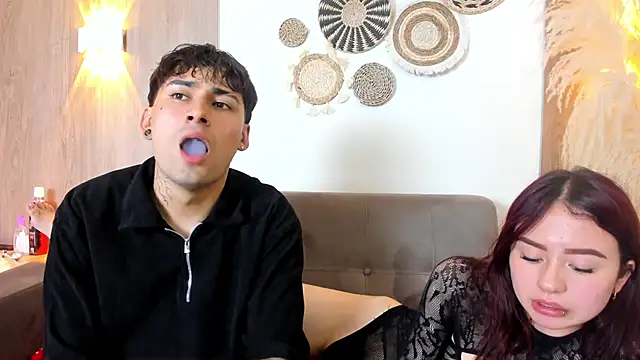 دردشة Kenji_n_Rousse الجنسية المباشرة