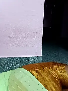 CuteDevilAnu Pertunjukan Webcam