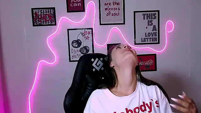 AlisaFrost's Live XXX Chat