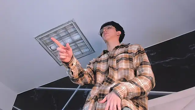 AerumChaeのウェブカメラシ  ョー