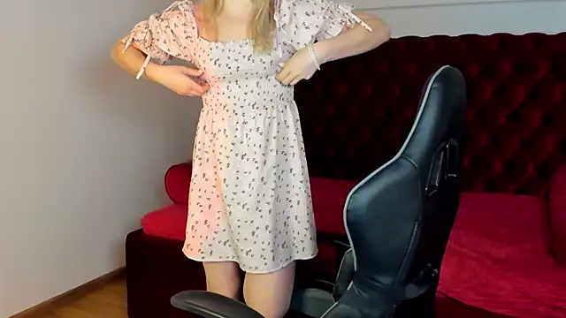 Онлайн чат XXX ElaraVoltage