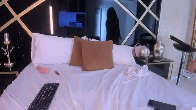 XXX chat uživo modela ImHellen