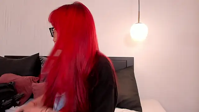 Chatroom XXX en direct de mae_lyra
