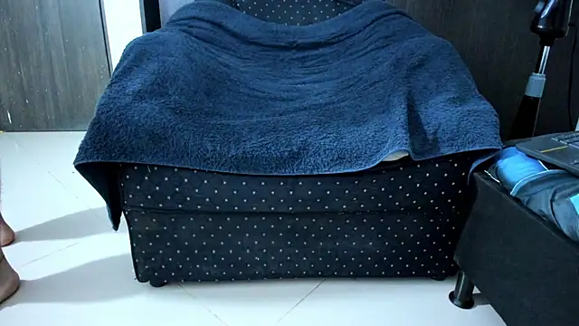 Leon_Hotx – Naživo XXX chat