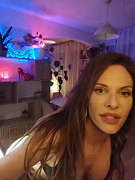 Chatroom XXX en direct de Luna_Kitanna