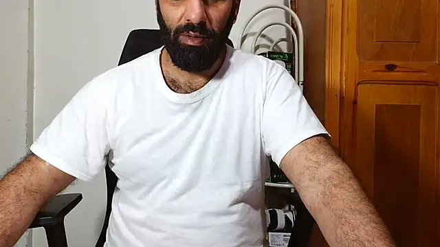 Samirfuker84: διαδικτυακό σόου στην κάμερα