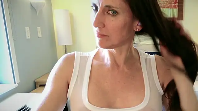 MrsJanetM's Webcam Show