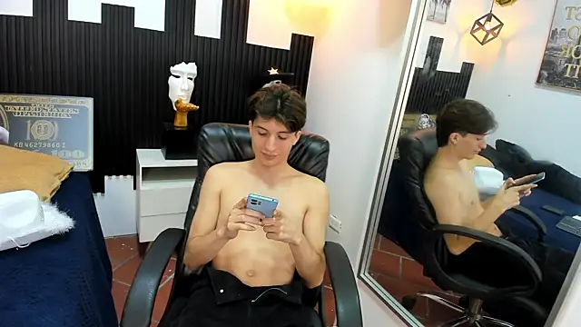 Marcoviolet webcam show