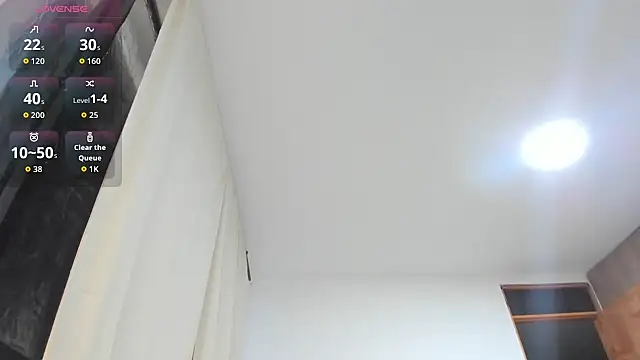 Kylie2211's Live XXX Chat