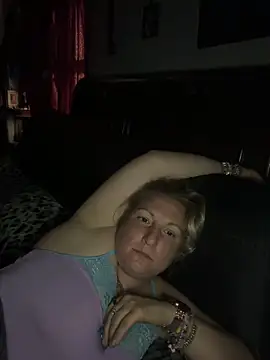 sweetkacibaby's Live XXX Chat