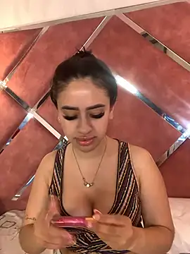 Sweet1_Treat's Webcam Show
