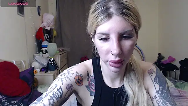 BLACKPeonyy live XXX chat