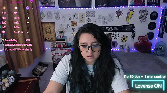 XXX chat uživo modela Cherry_blush_