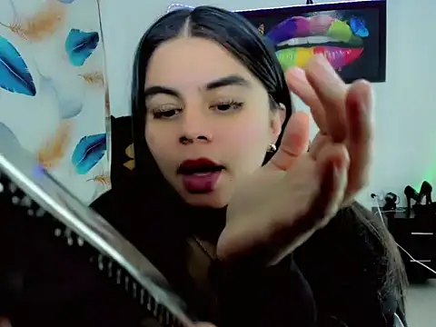 Maddi_ivanova2026: διαδικτυακό σόου στην κάμερα