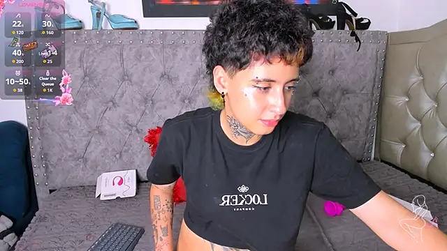 Taylor_Rossy Show in webcam