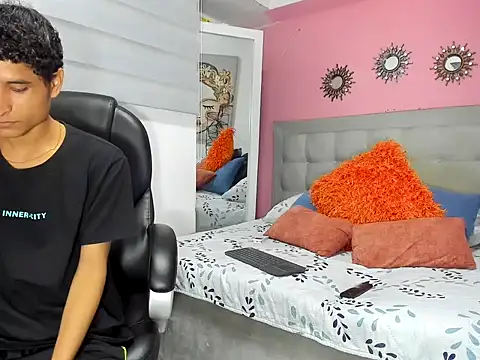 Xavier-Fox Webcam Show