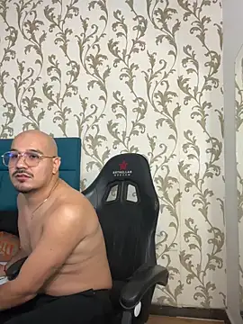 Show modela Dante_Goldt na web-kameri