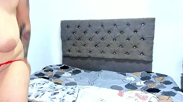 Show Webcam de PaolaFuckDani