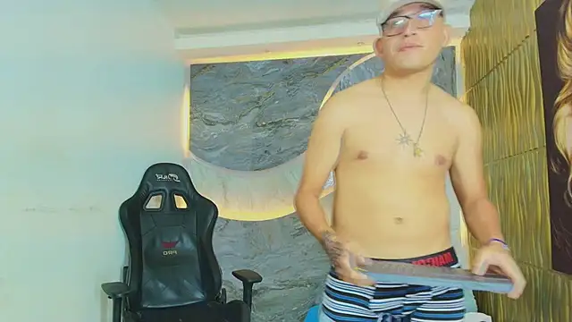 Pertunjukan Kamera Web Drake_King19