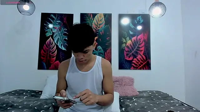 Zacktorres_ Webcam-Show