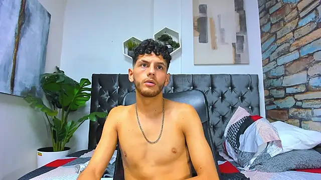 CHRIS_GREYn Webbikameraesitys