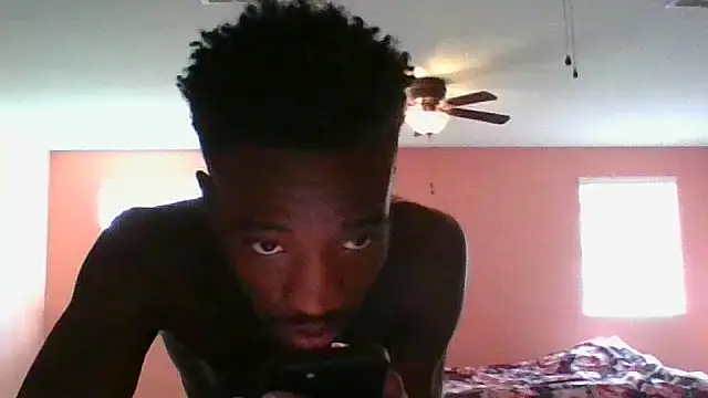 XXX chat uživo modela dracogotti