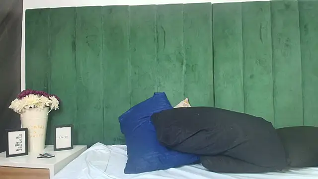 Онлайн чат XXX Anny_Daren