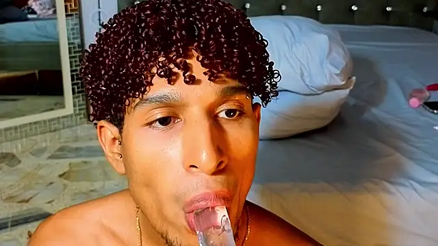 Alex_Bloom Live XXX-chat