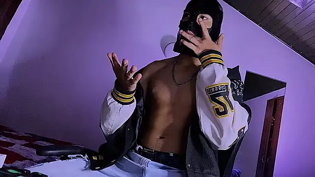 Czat XXX na żywo – 3v1l