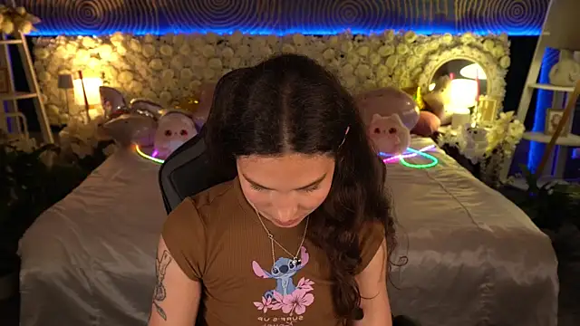 BabyFlowerr Chat XXX in diretta