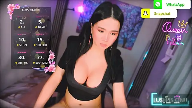 xBigSurpriseLorainex Webcam show