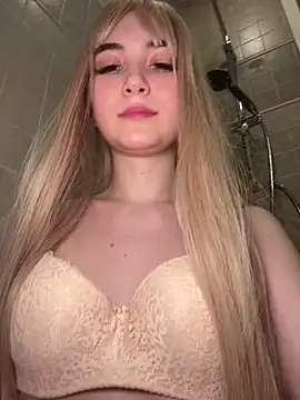 MarlboroWeb Show in webcam