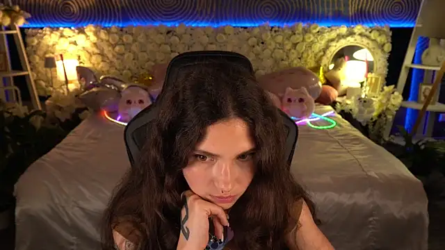 Онлайн чат XXX BabyFlowerr