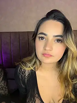 Antonella_Julieta's Webcam Show