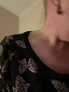 OliviaDancequeen élő XXX-chatje