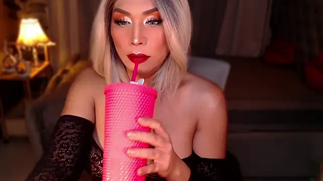 Queen_Giamoor69 webcam show