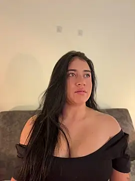 Chat XXX en directo de KallyMyller1