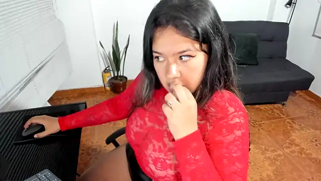 Chat XXX en directo de LinaBrowm