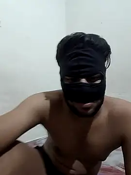 Chat +18 de kiran-baby ao vivo