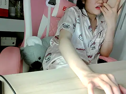 lucienguyen Chat XXX live