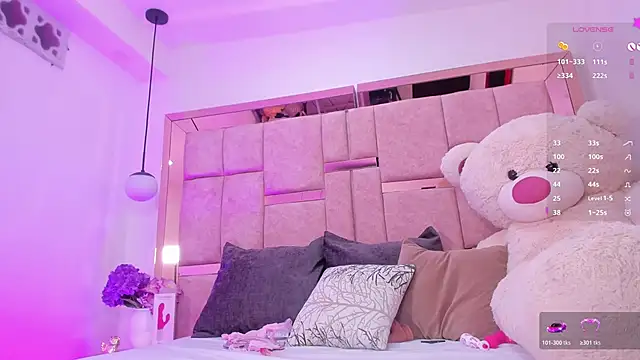 emily_daarell 라이브 XXX 채팅