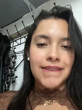 Miss_Bella_Flame's Live XXX Chat
