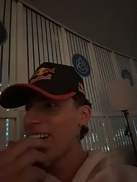 MateoMitchell 网络视讯表演