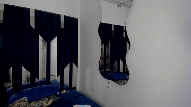 Jade_ht Chat XXX in diretta