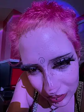 whimsicallylusty Show in webcam